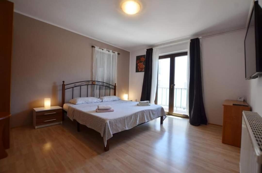 Tony Apartments Rovinj Exterior photo