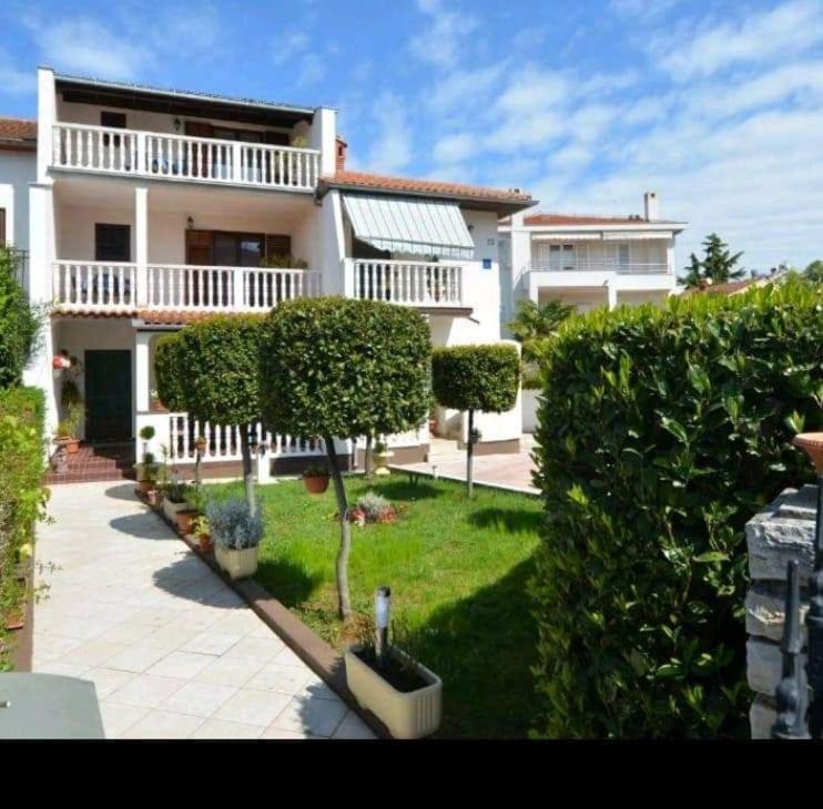 Tony Apartments Rovinj Exterior photo